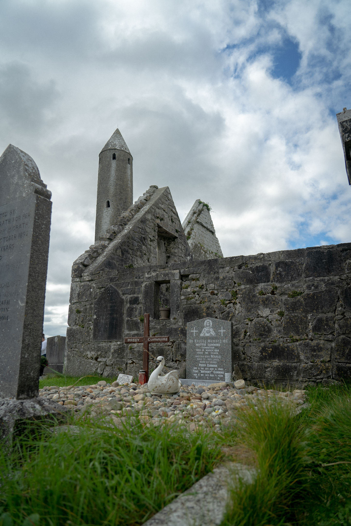 Kilmacduagh Abbey image6